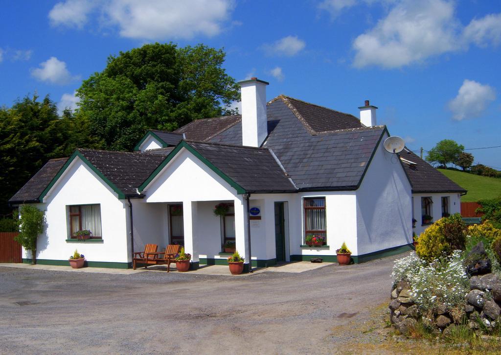 Valley Lodge Room Only Guest House Claremorris Buitenkant foto